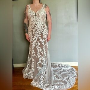 NWT Essence of Australia White Lace Elegant Wedding Dress Size 16